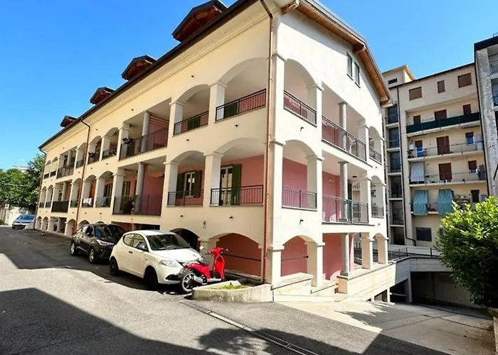 L'appartamento Di Alessandra 베르바니아